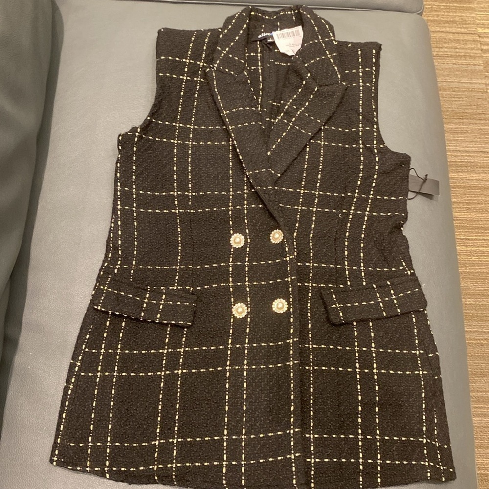 Alice blue tweed vest with sparkly buttons. NWT​​​​​​​​​​​​​​​​​​​​​​​​​​​​​ - Picture 7 of 12
